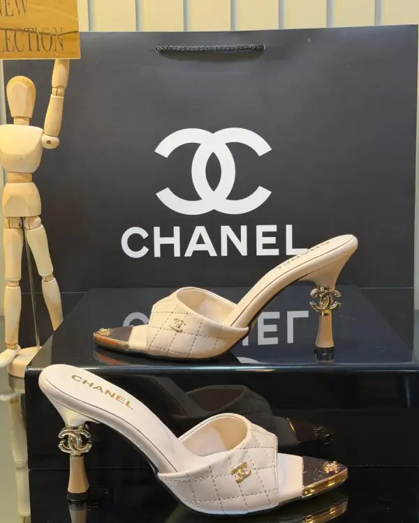 İthal Chanel Kadın Topuklu terlik