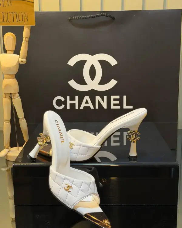 İthal Chanel Kadın Topuklu terlik