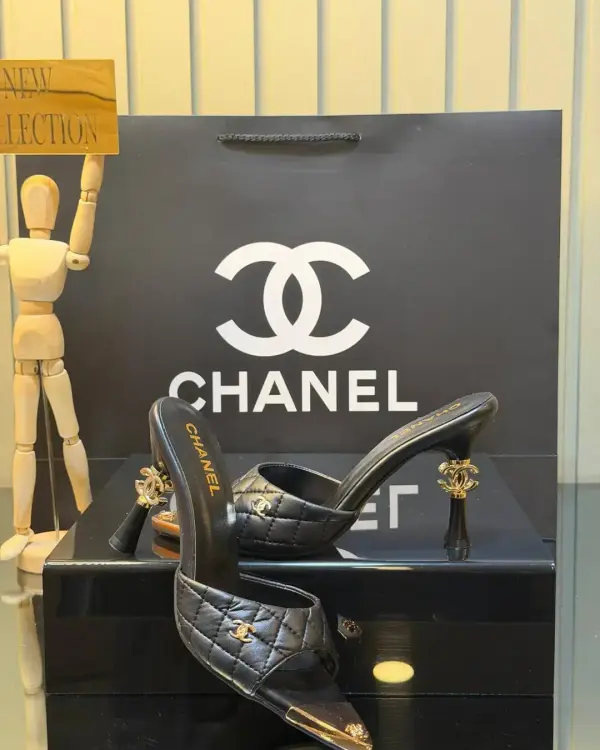 İthal Chanel Kadın Topuklu terlik