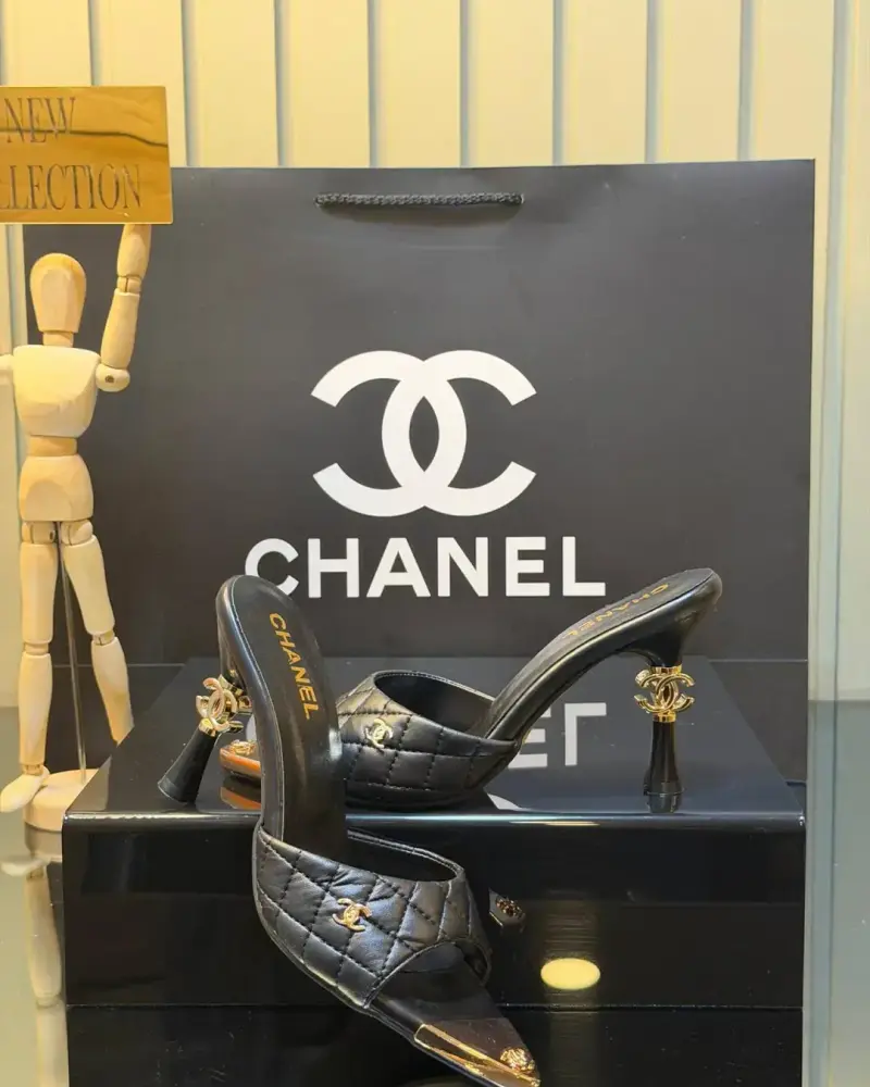 İthal Chanel Kadın Topuklu terlik
