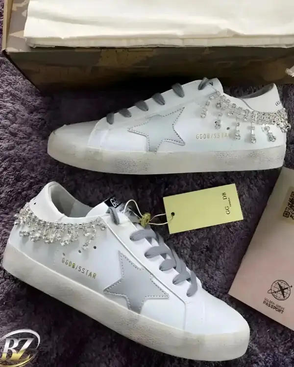 İthal Golden Goose Taş Aksesuarlı Kadın Sneakers